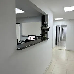 Bus Plus+ Hotel cápsula Bogotá